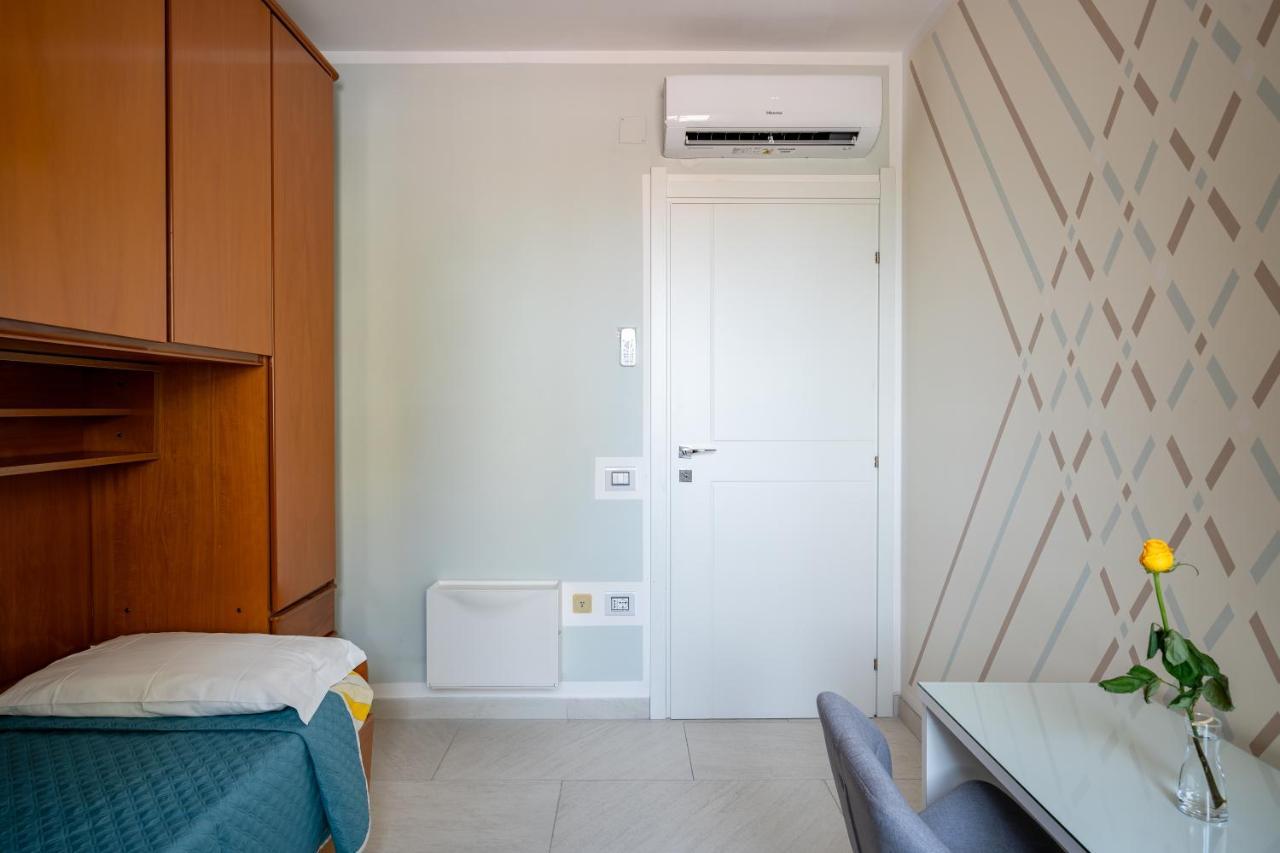 קליארי Kalbia Apartment Or Rooms Renovated, Functional, Intimate And More מראה חיצוני תמונה