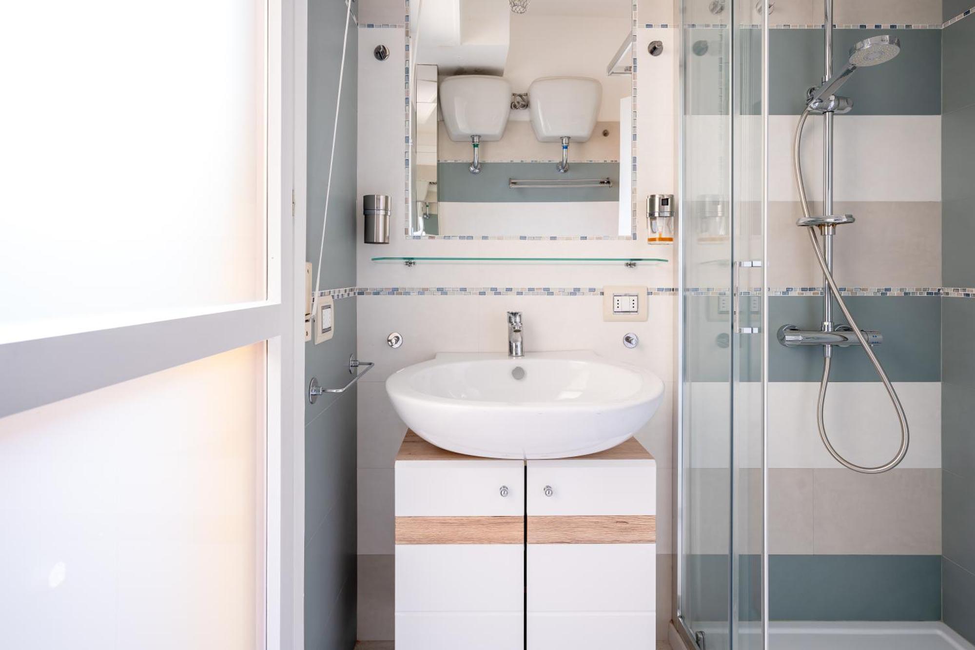 קליארי Kalbia Apartment Or Rooms Renovated, Functional, Intimate And More מראה חיצוני תמונה